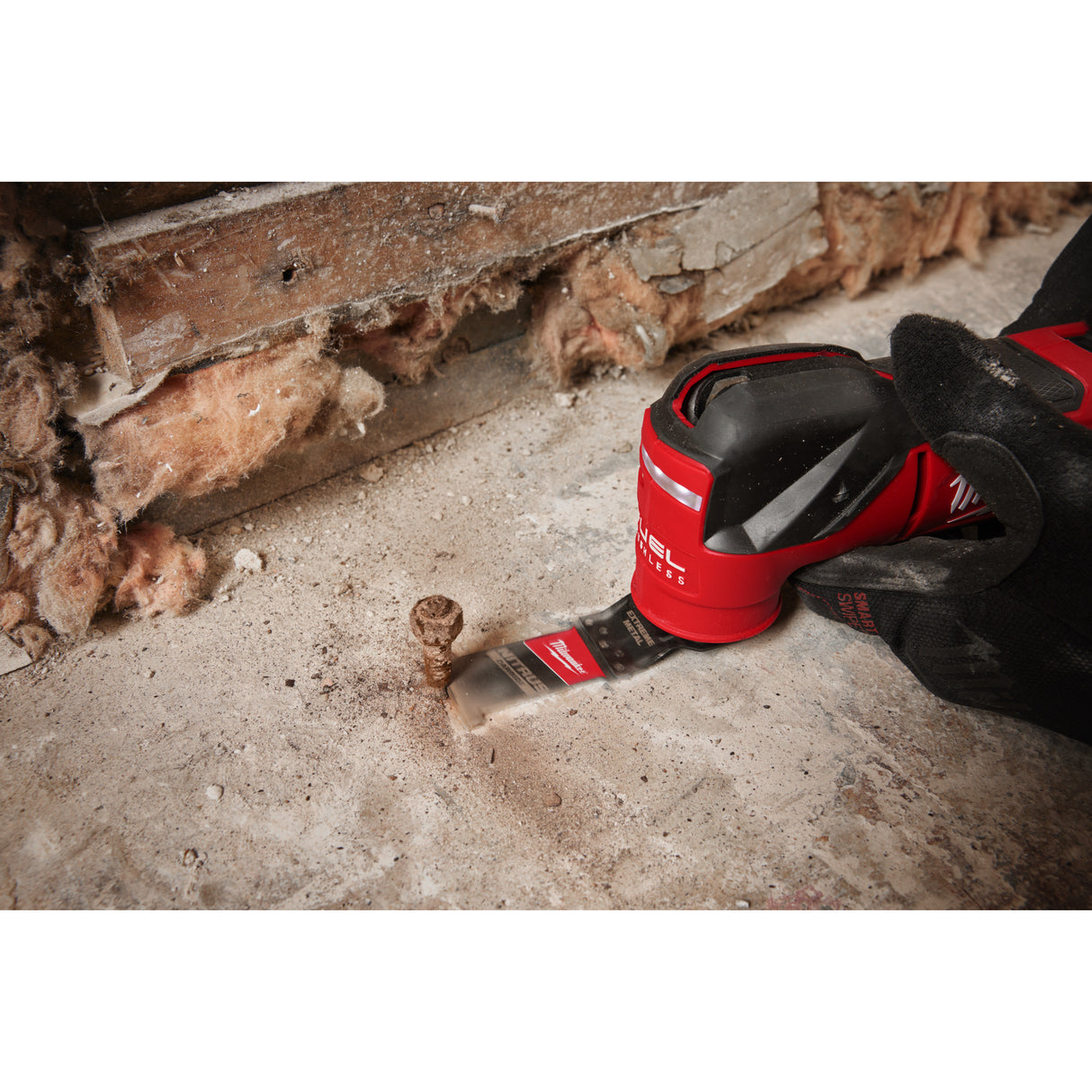 Milwaukee 48851561 Pânză nitrus carbide™ de 35 mm pentru aplicații extreme de metal dur. această pânză este ideală pentru tăierea elementelor de fixare metalice precum bolțuri, șuruburi, cuie și tije filetate.