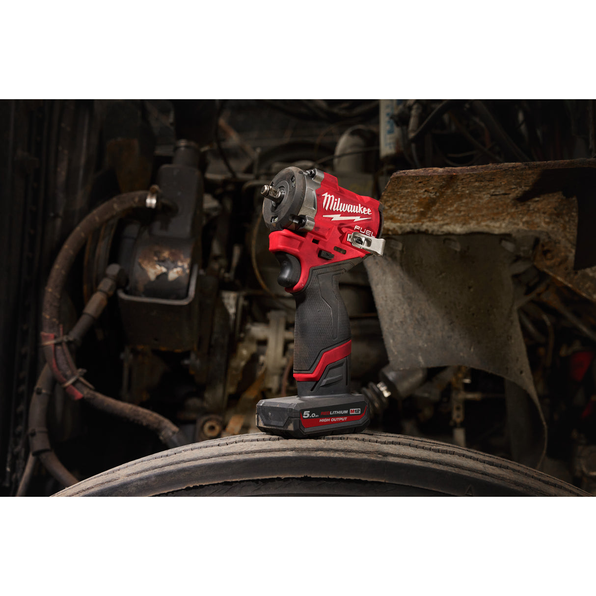 Milwaukee 4933493454 Cheie compactă de impact ½″ M12 FUEL™ cu inel de fixare