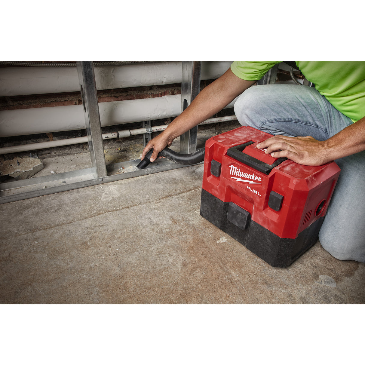 Milwaukee M12fvcl-0 asipirator umed/uscat   4933478186