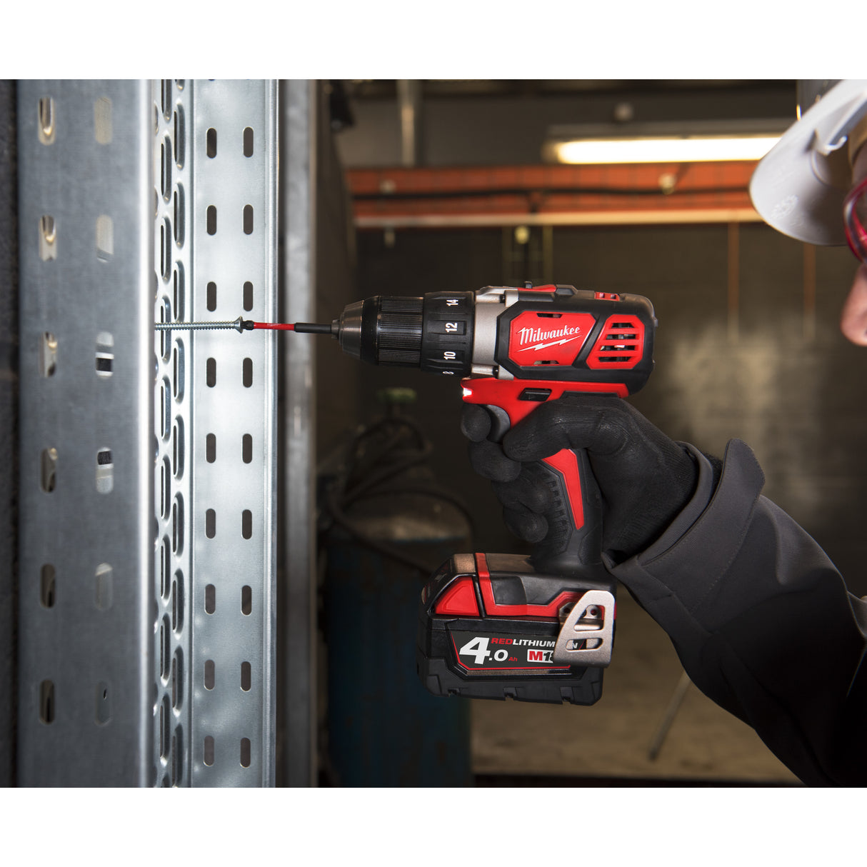 Milwaukee M18bdd-402c mașină de găurit și înșurubat cu acumulator 4933443565