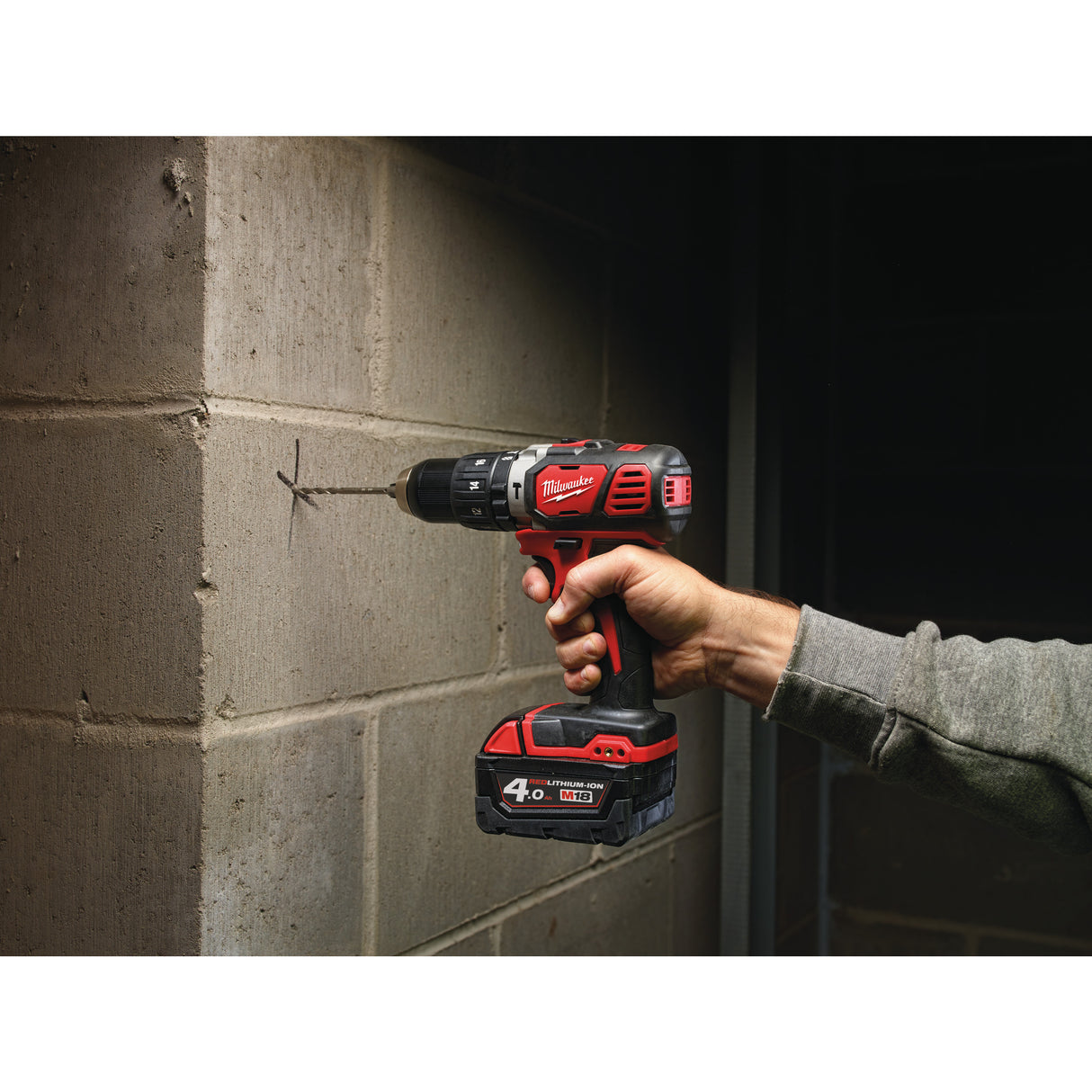 Milwaukee M18bpd-402c mașină de găurit cu acumulator 4933443520