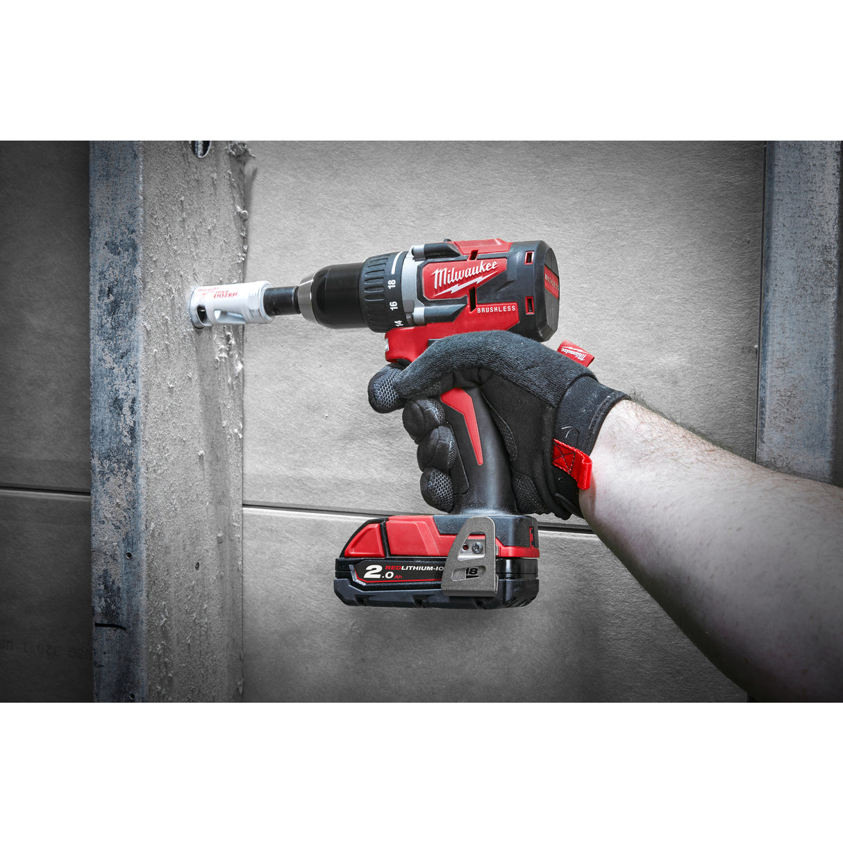 Milwaukee M18cbldd-202c mașină de găurit și înșurubat cu acumulator 4933464317