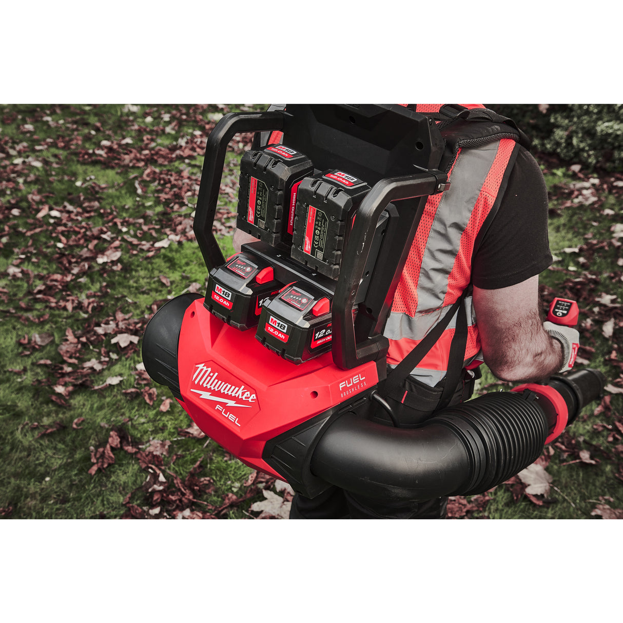 Milwaukee M18f2bpb-124 suflantă tip rucsac, cu 2 acumulatori 4933493213