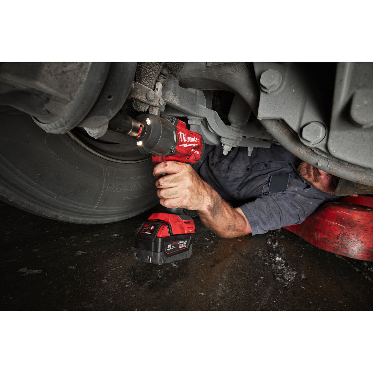 Milwaukee M18 fhiw2f12-502x cheie de impact  M18 FUEL™ 1/2˝, cuplu ridicat și inel de strângere 4933492783