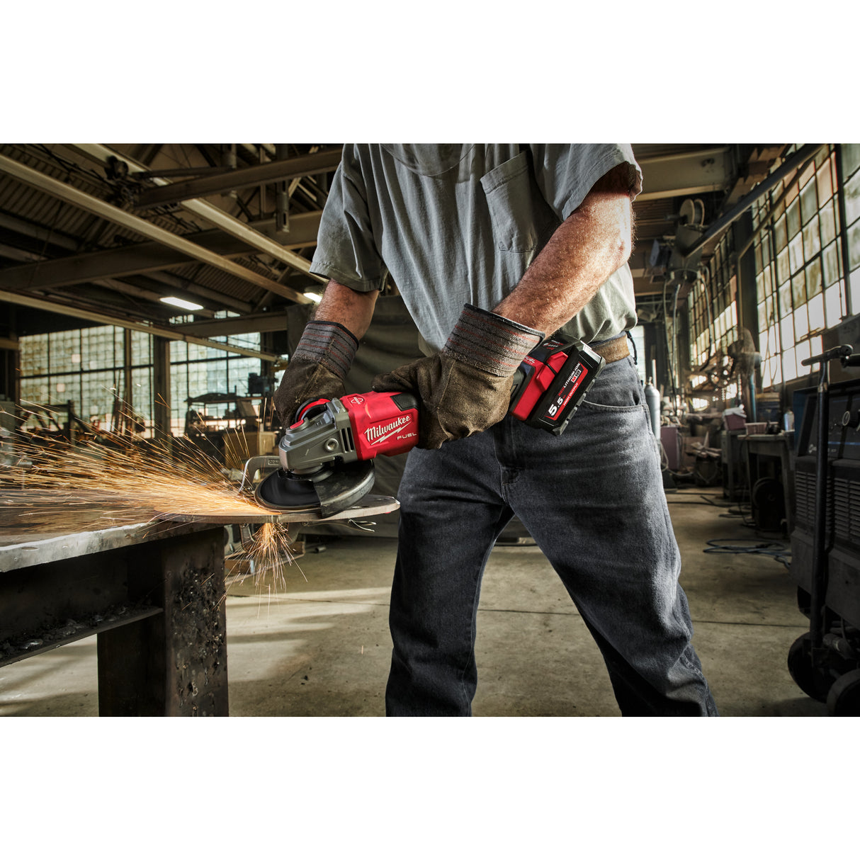 Milwaukee M18fhsag125xb-552x polizor ung.cu ac   4933471079