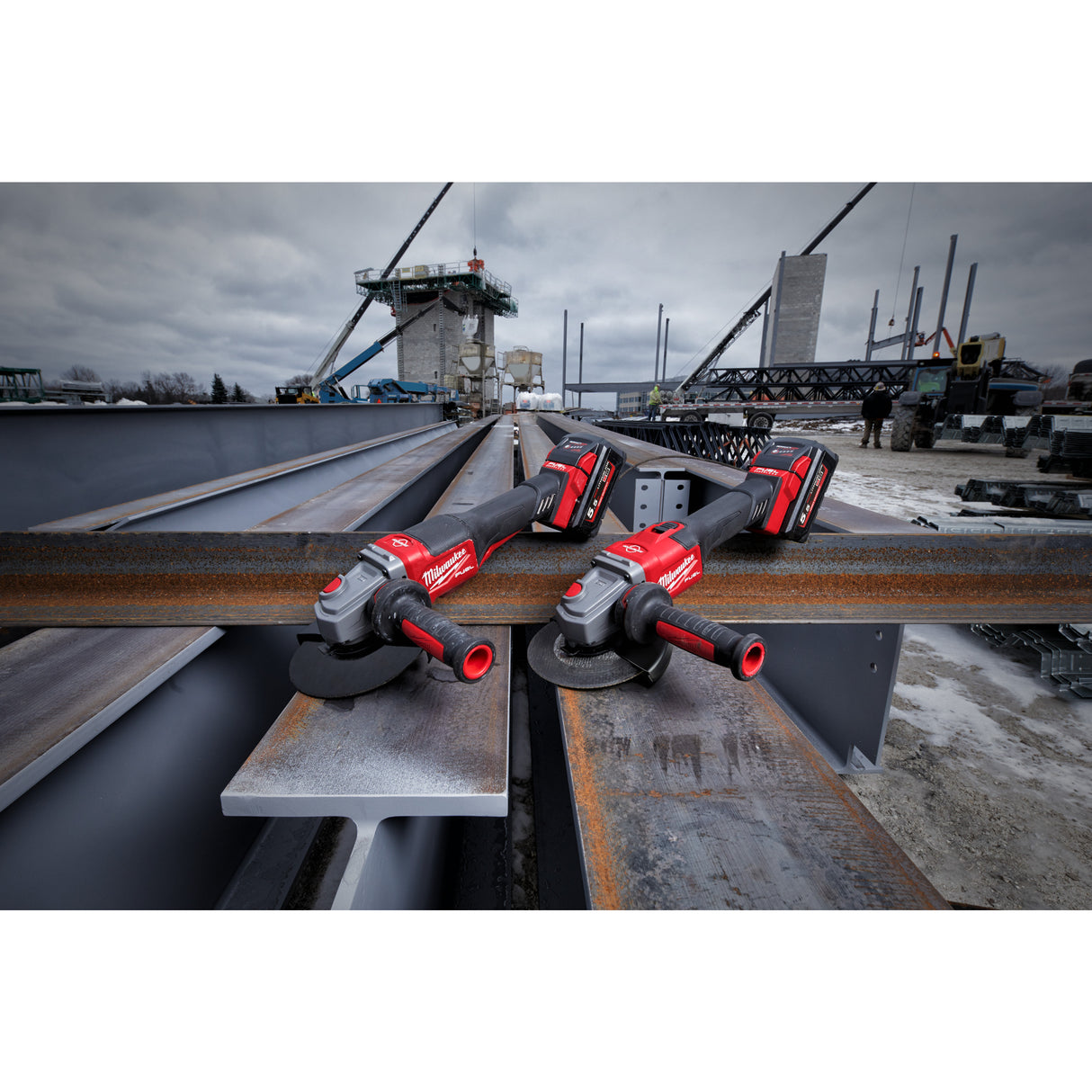 Milwaukee M18fhsag125xb-552x polizor ung.cu ac   4933471079