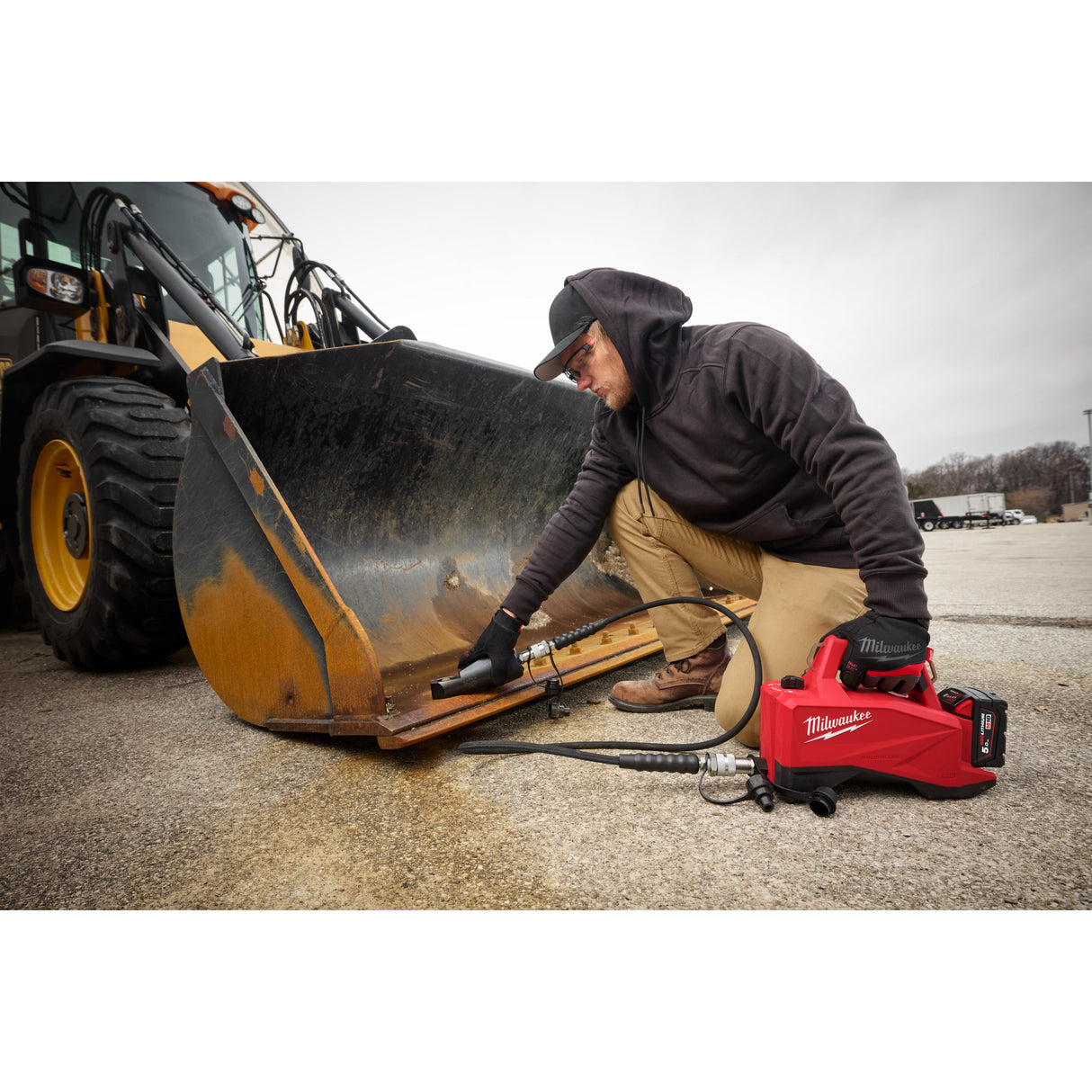 Milwaukee 4933493928 Mini-pompă hidraulică M18™ 700 bari