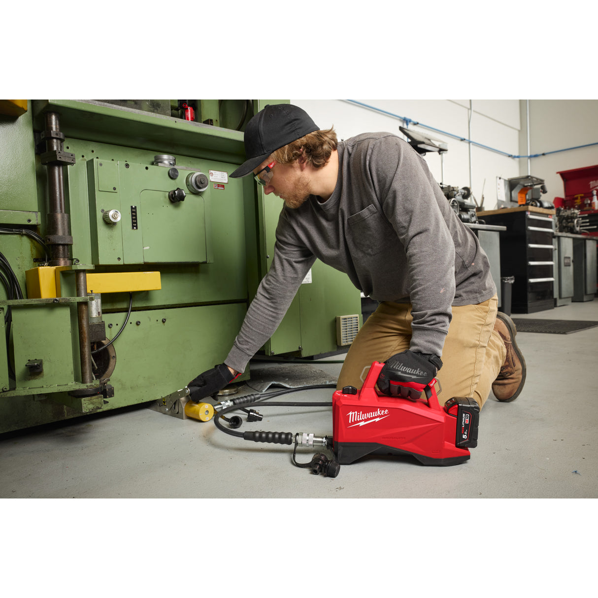 Milwaukee 4933493928 Mini-pompă hidraulică M18™ 700 bari