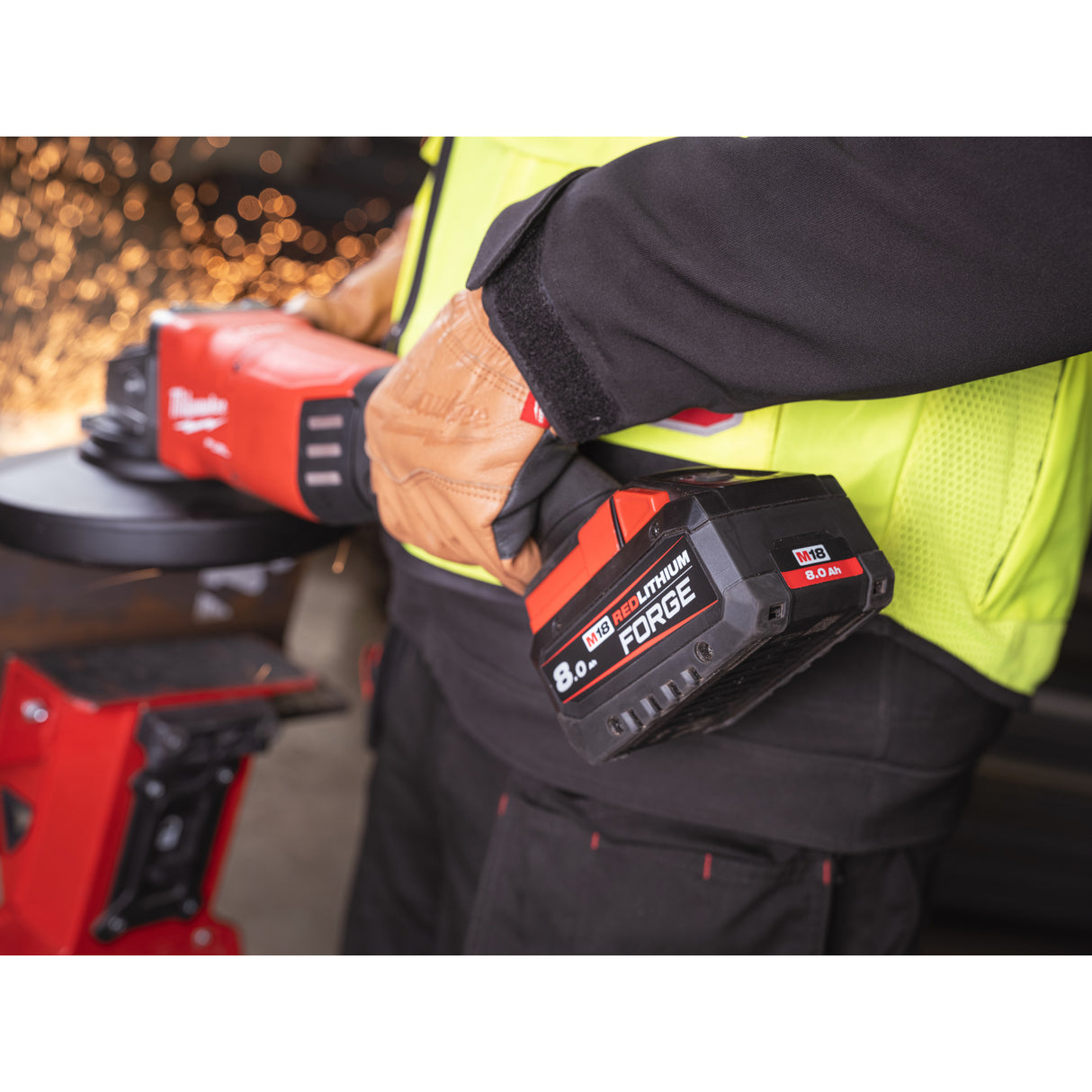 Milwaukee M18oneflag230xpdb-122c Polizor unghiular 230 mm cu frânare și comutator tip clapetă M18 FUEL™ one-key™ 4933499242