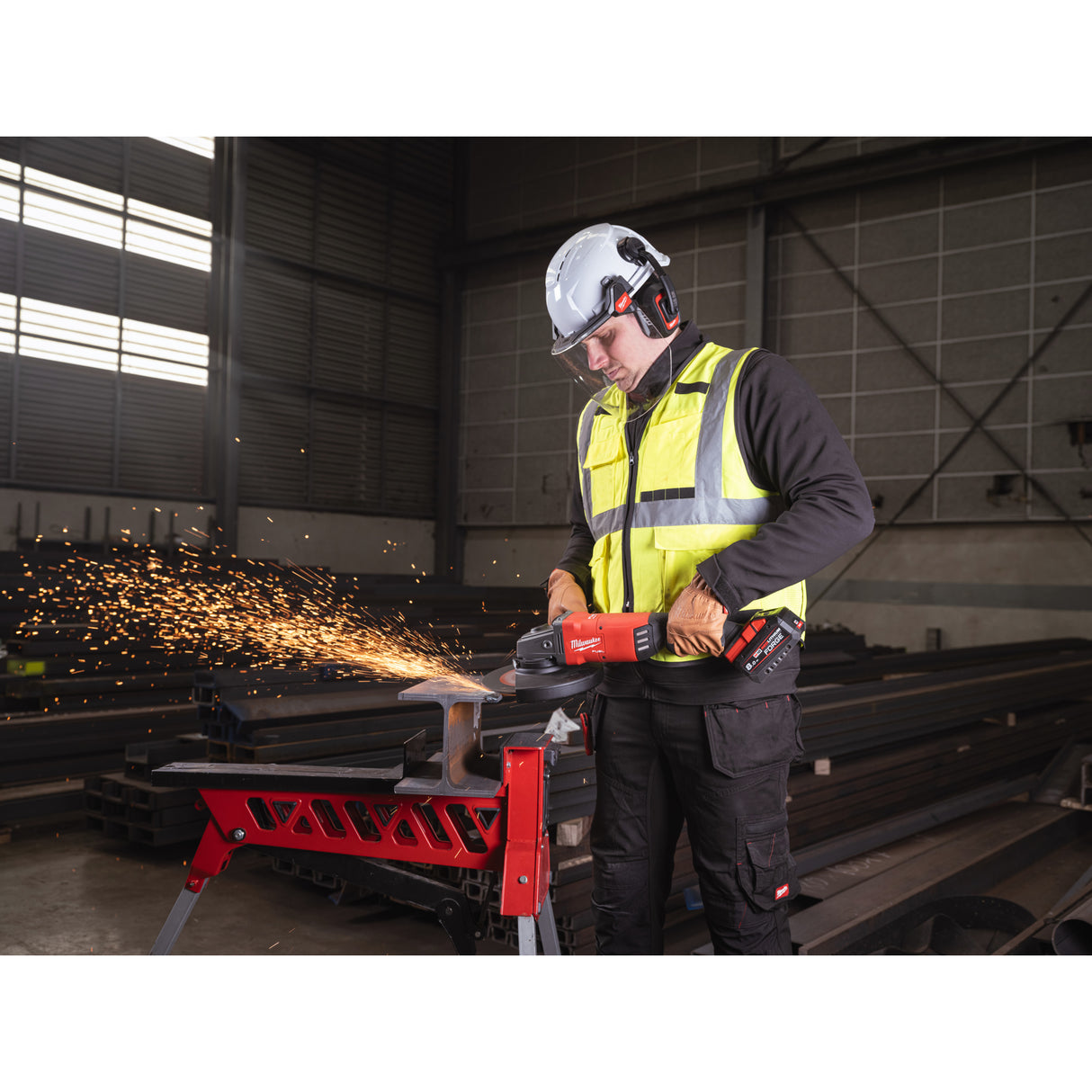 Milwaukee M18oneflag230xpdb-122c Polizor unghiular 230 mm cu frânare și comutator tip clapetă M18 FUEL™ one-key™ 4933499242