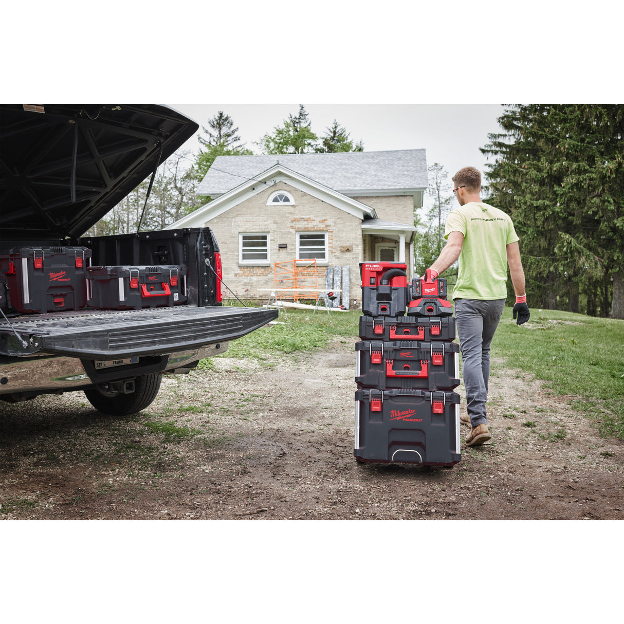 Milwaukee M18pc6 încărcător cu 6 porturiPACKOUT™ 4932480162