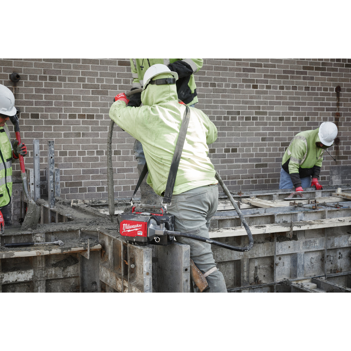 Milwaukee Mxfcvbc-0 vibrator beton servietă   4933479607